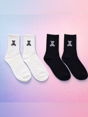 NWT Zenana White & Black Teddy Bear Crew Socks Minimal Cozy Aesthetic One Size